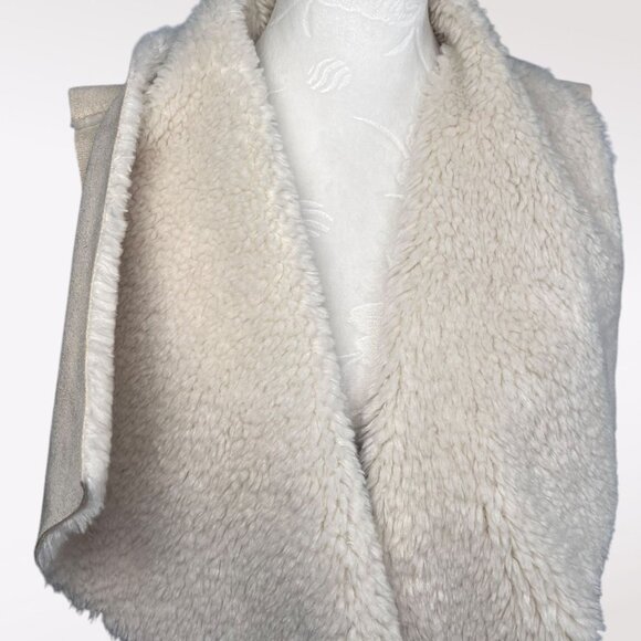 John + Jenn Faux Shearling Suede Drape Vest Open Front Sleeveless Small - Picture 2 of 7